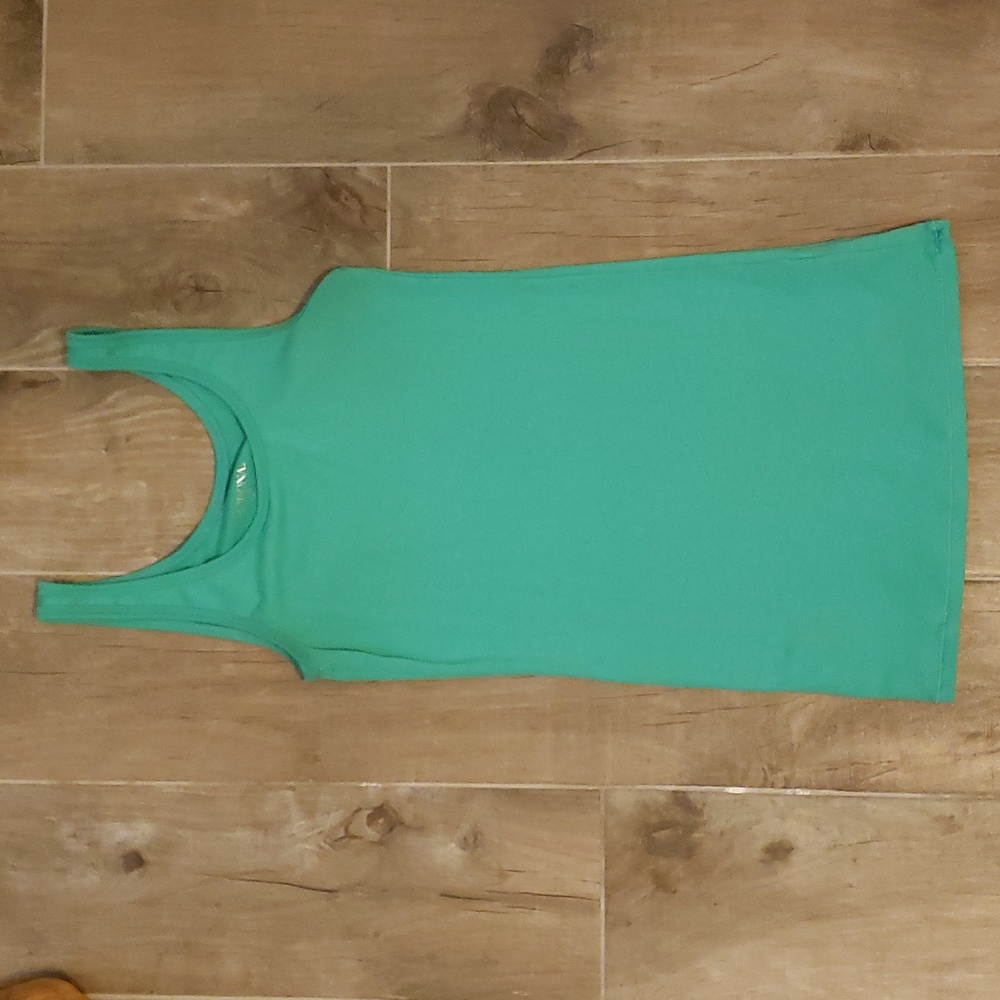 Merona tank. M
